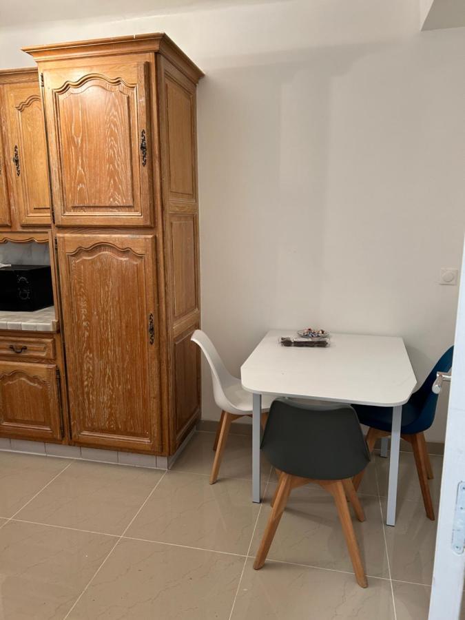 Grand Logement Centre Ville Massy ماسي المظهر الخارجي الصورة